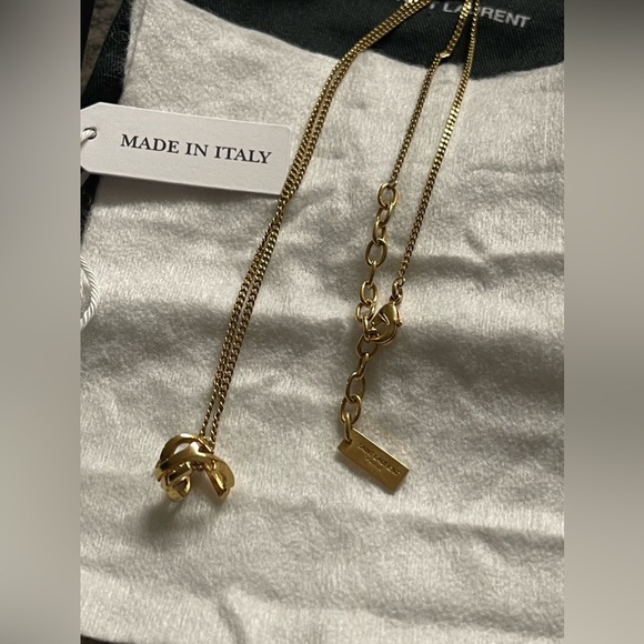 YSL Cassandre Twist Pendant Necklace - Picture 4 of 8